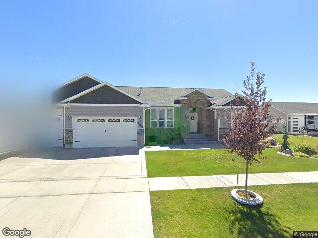 5002 cassie dr, pocatello,  ID 83202