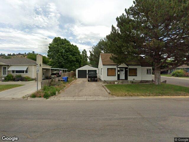 204 hyde ave, pocatello,  ID 83201