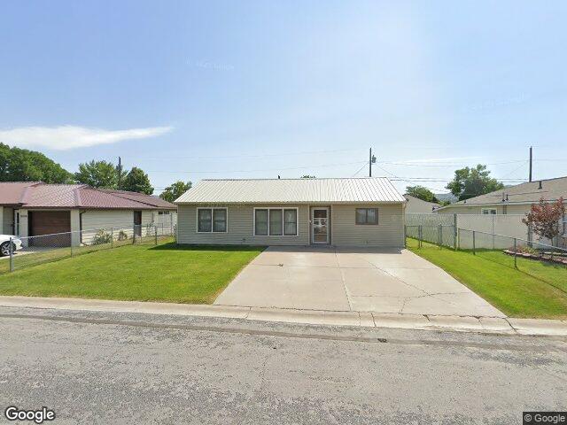 1016 everett ave, pocatello,  ID 83201