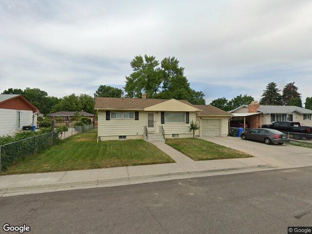 1241 palmer ln, pocatello,  ID 83201