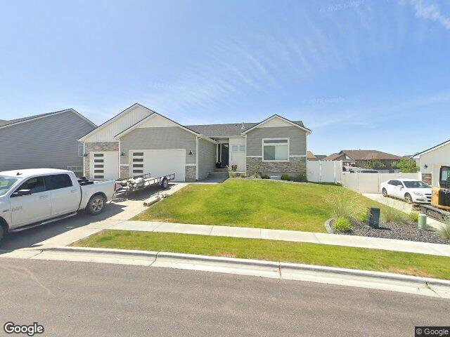 1378 champlaine st, pocatello,  ID 83204