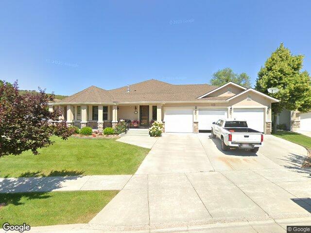 482 brassie cir, pocatello,  ID 83204