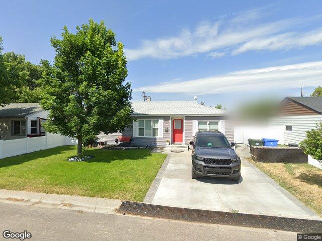 1049 gray ave, pocatello,  ID 83201