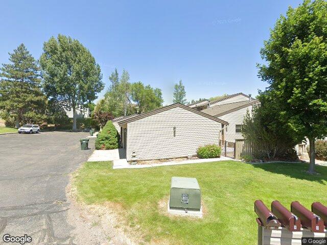 8 cedar hills dr, pocatello,  ID 83204