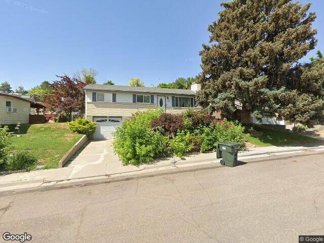 1832 syringa st, pocatello,  ID 83201