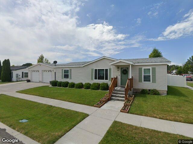 5541 stuart ave, pocatello,  ID 83202