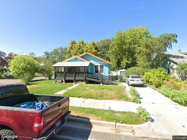 355 s 10th ave, pocatello,  ID 83201
