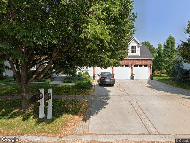 1992 satterfield dr, pocatello,  ID 83201