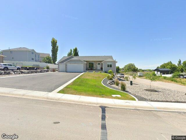 5089 tree valley rd, pocatello,  ID 83202