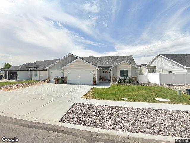 1205 angela st, pocatello,  ID 83202