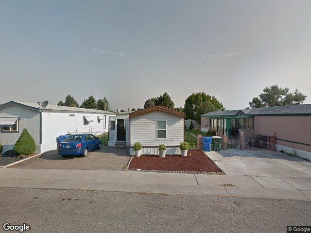 96 driftwood st, pocatello,  ID 83204