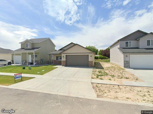 1835 brynwood ave, pocatello,  ID 83202
