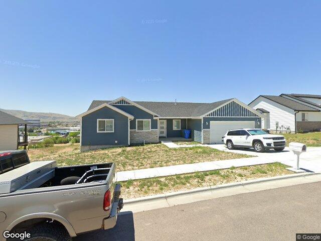 1114 dolostone dr, pocatello,  ID 83201