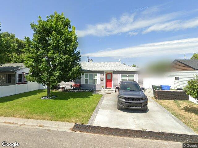 1049 gray ave, pocatello,  ID 83201