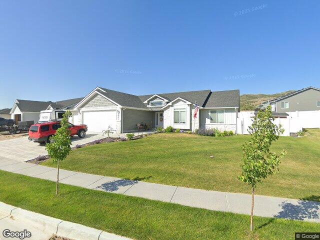 3052 dewinter dr, pocatello,  ID 83204